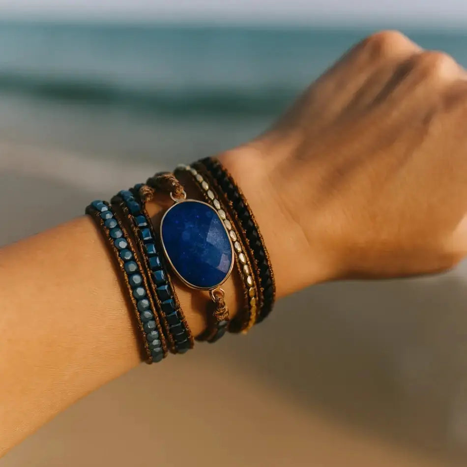 The Wisdom Bracelet Auralya